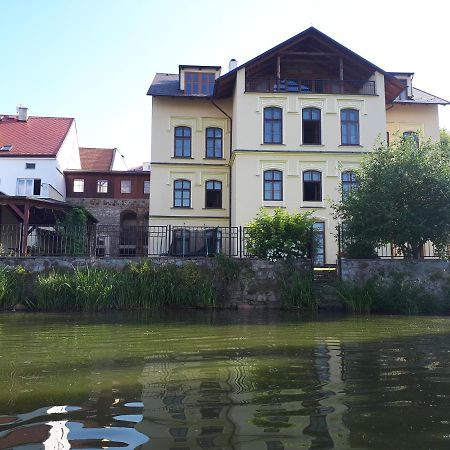 Apartmany Setkova Vila 因德日赫城堡 外观 照片
