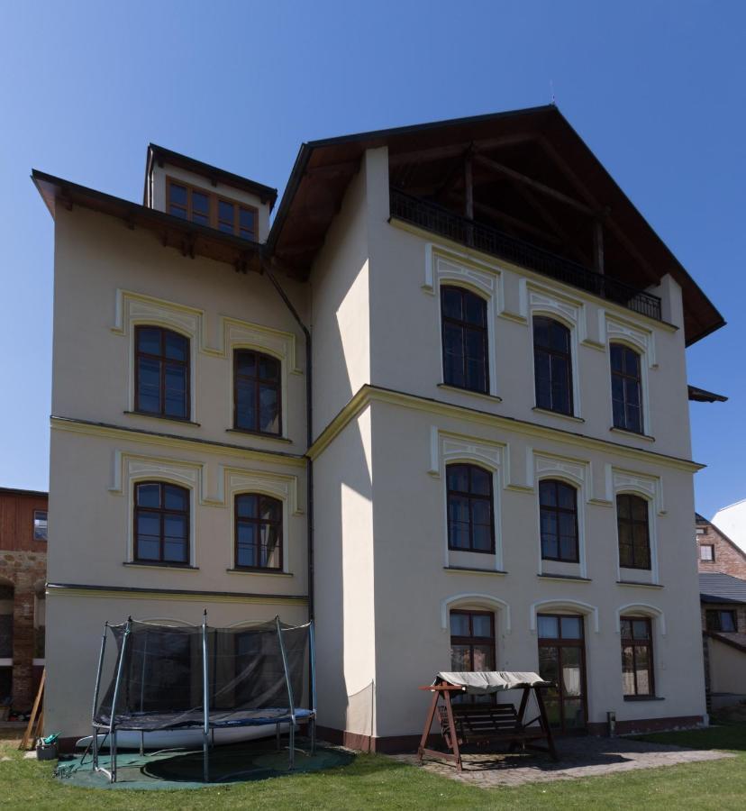 Apartmany Setkova Vila 因德日赫城堡 外观 照片