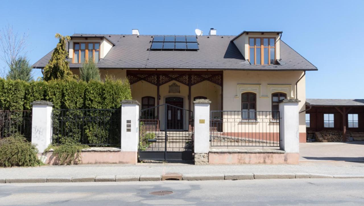 Apartmany Setkova Vila 因德日赫城堡 外观 照片